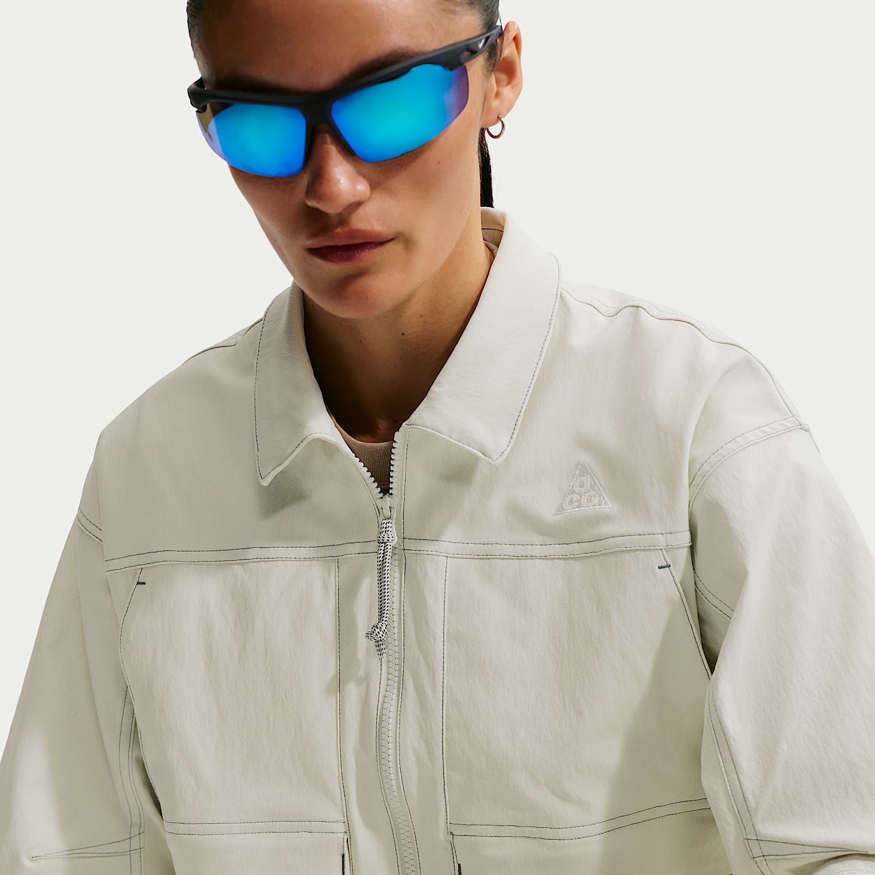 ACG Smith Summit Women's UV-Resistant Jacket. Nike IL